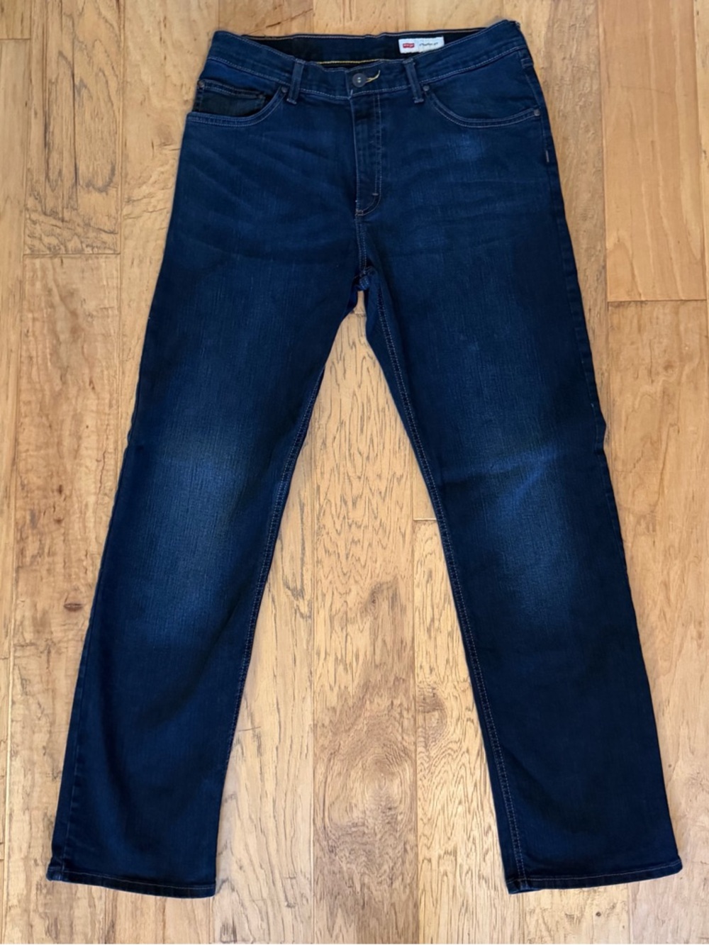 Wrangler Men's 32x32 Straight-Leg Jeans